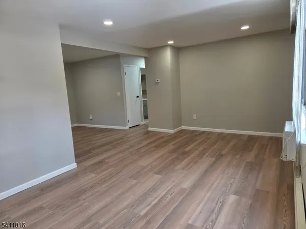 $2,350 | 645 Cricket Lane, Woodbridge, NJ 07095