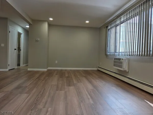$2,350 | 645 Cricket Lane, Woodbridge, NJ 07095