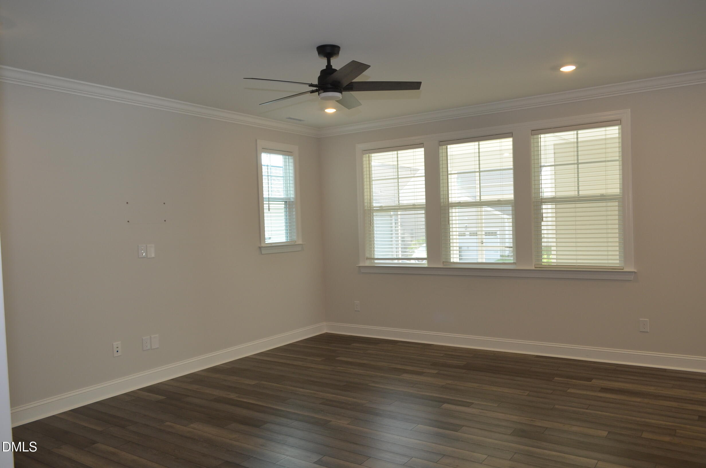 138 Sea Cave Lane Raleigh, NC 27610 - Photo 9 of 40