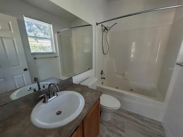 $1,450 | 3890 Southwest 20th Avenue, Unit 1712, Gainesville, FL 32607