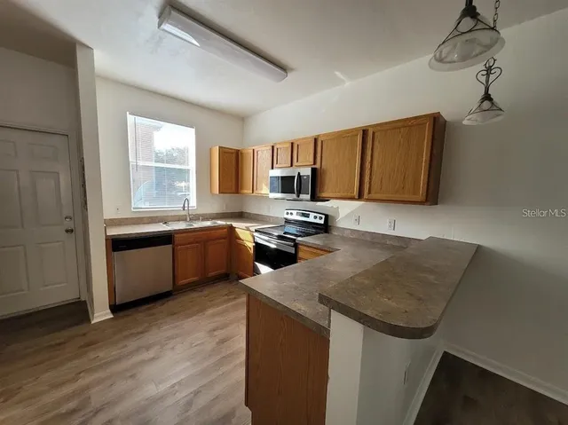 $1,450 | 3890 Southwest 20th Avenue, Unit 1712, Gainesville, FL 32607