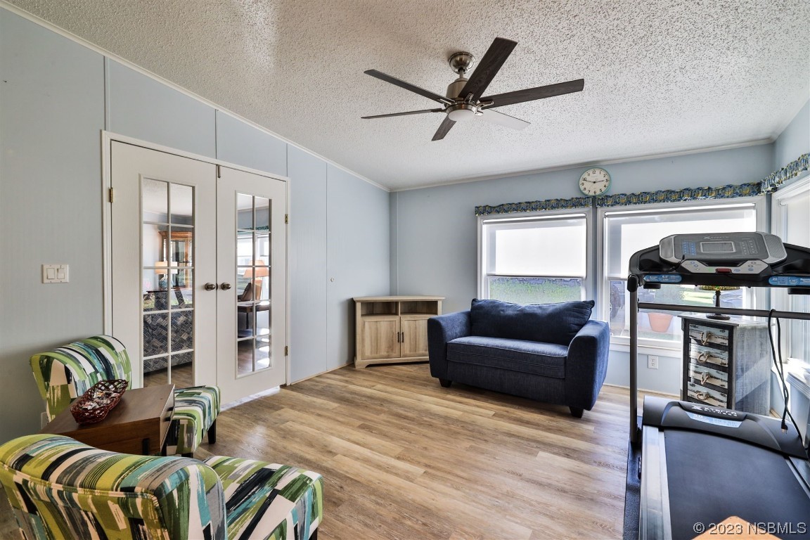 502 Topside Circle Edgewater, FL 32141 - Photo 19 of 28 a living room with furniture