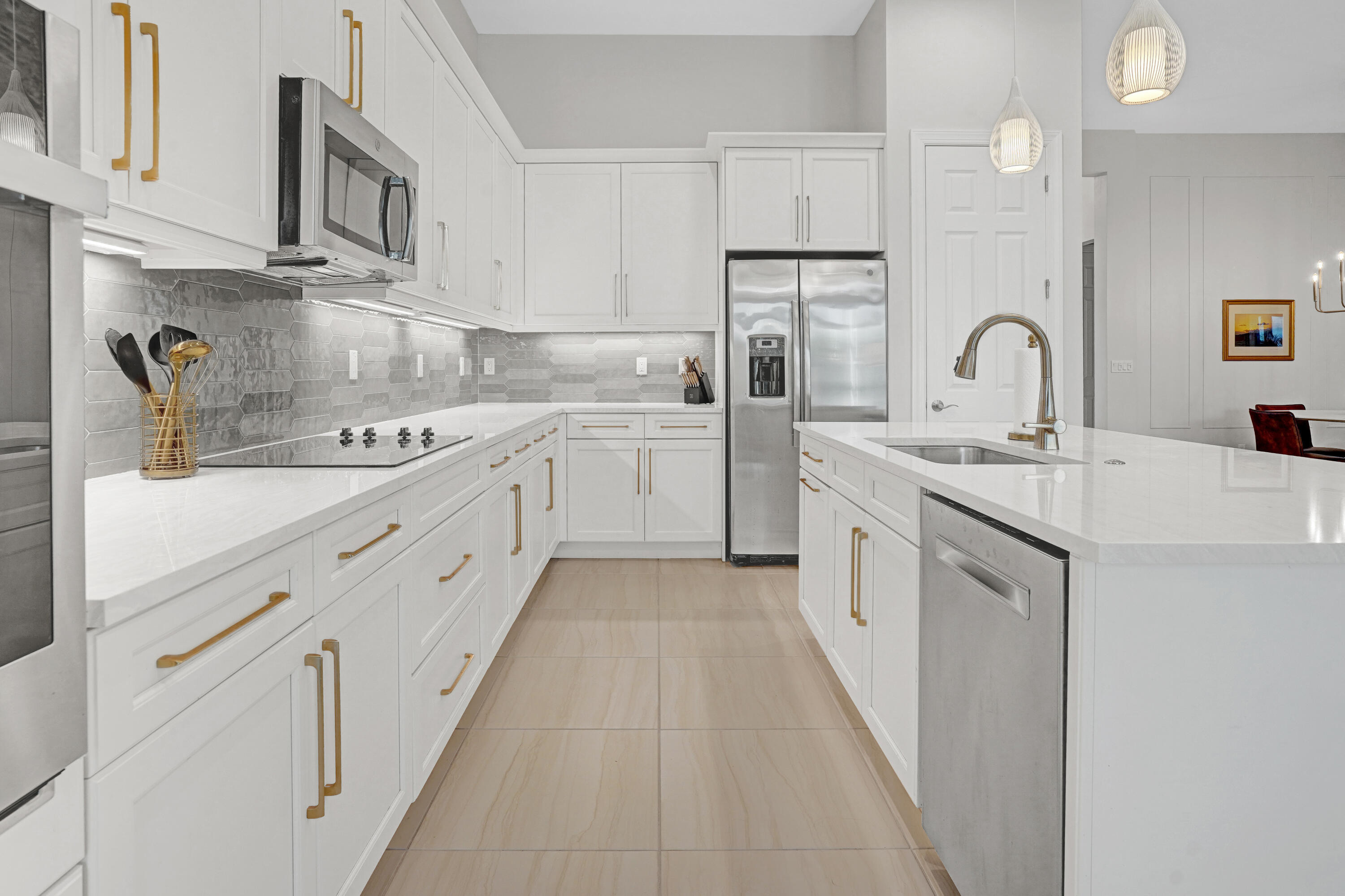 23005 Southwest Accesi Way Port St. Lucie, FL 34986 - Photo 21 of 80 Kitchen