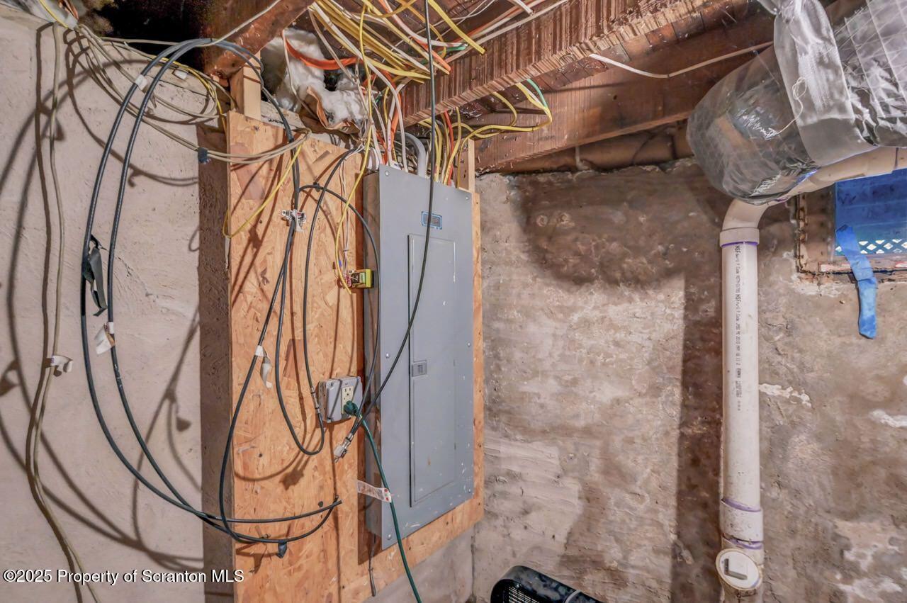 1531 Electric Street Dunmore, PA 18509 - Photo 44 of 56 1531 Electric St 49 Large