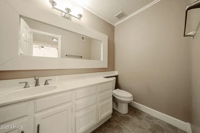 $2,500 | 5440 West Beryl Avenue, Glendale, AZ 85302