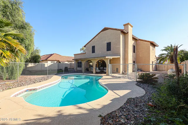 $2,500 | 5440 West Beryl Avenue, Glendale, AZ 85302