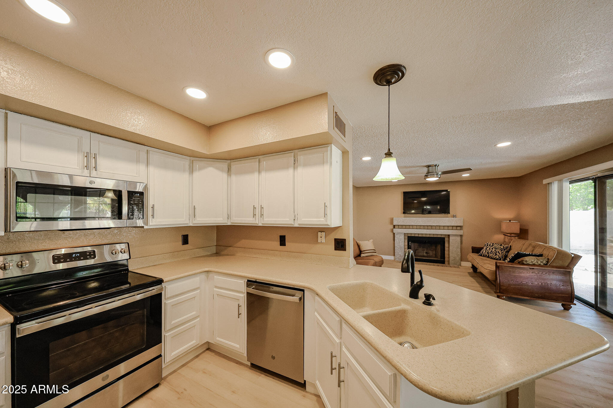 5440 West Beryl Avenue Glendale, AZ 85302 - Photo 6 of 22 B (10)