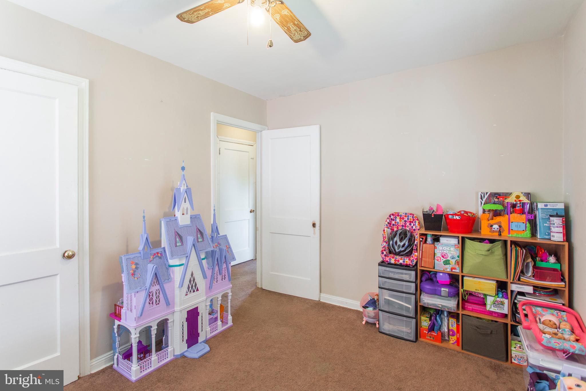 215 Rolling Road Broomall, PA 19008 - Photo 15 of 36 Bedroom 2