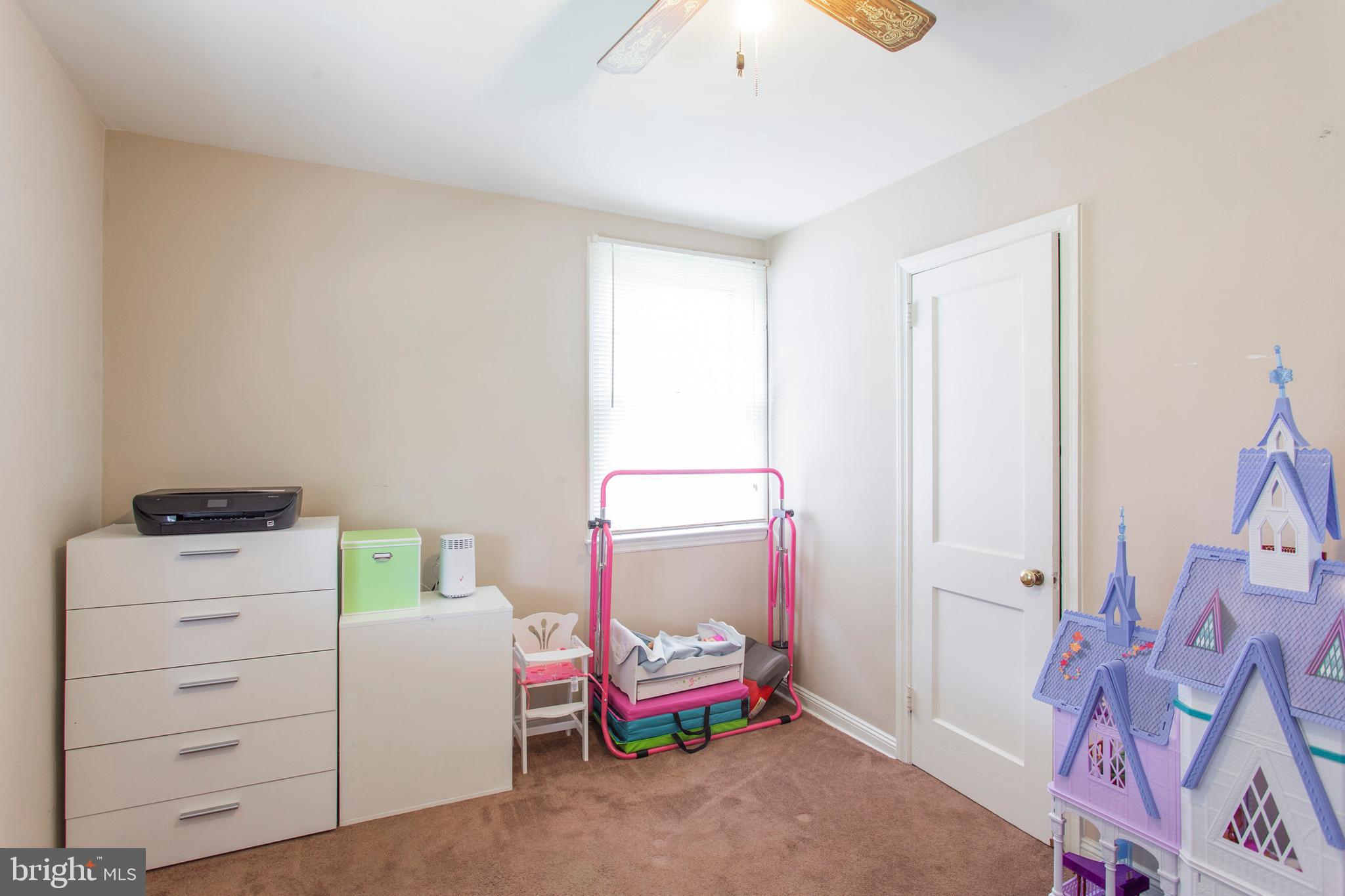 215 Rolling Road Broomall, PA 19008 - Photo 17 of 36 Gallery Image 17