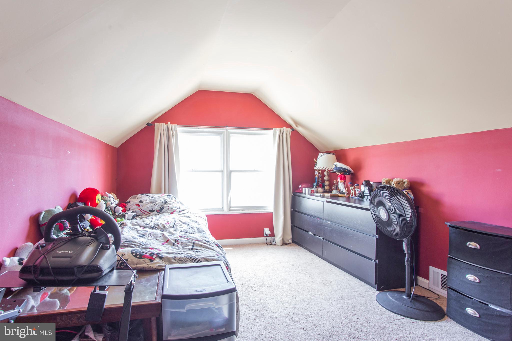 215 Rolling Road Broomall, PA 19008 - Photo 20 of 36 Gallery Image 20