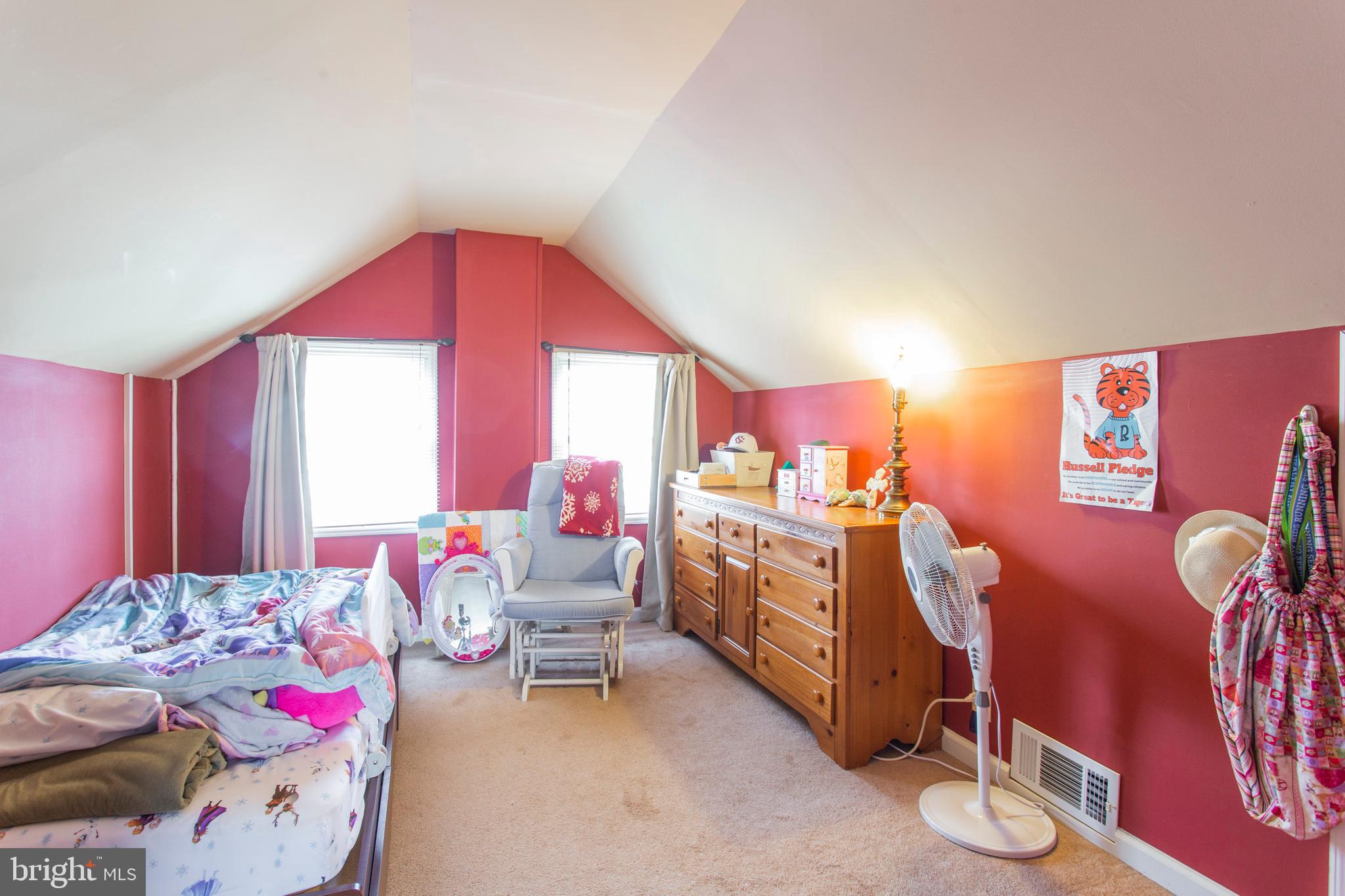 215 Rolling Road Broomall, PA 19008 - Photo 22 of 36 Gallery Image 22