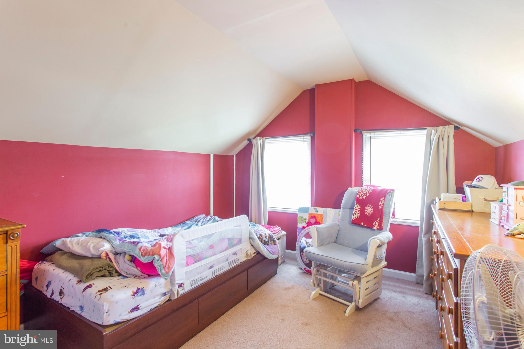 215 Rolling Road Broomall, PA 19008 - Photo 23 of 36 Gallery Image 23