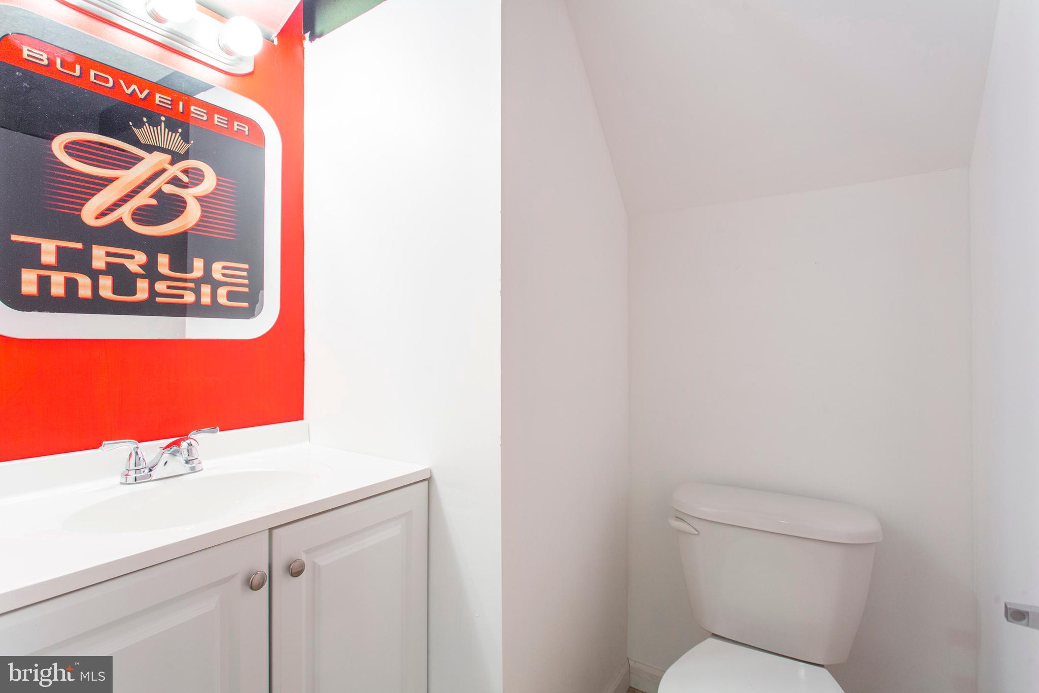 215 Rolling Road Broomall, PA 19008 - Photo 29 of 36 Half bath