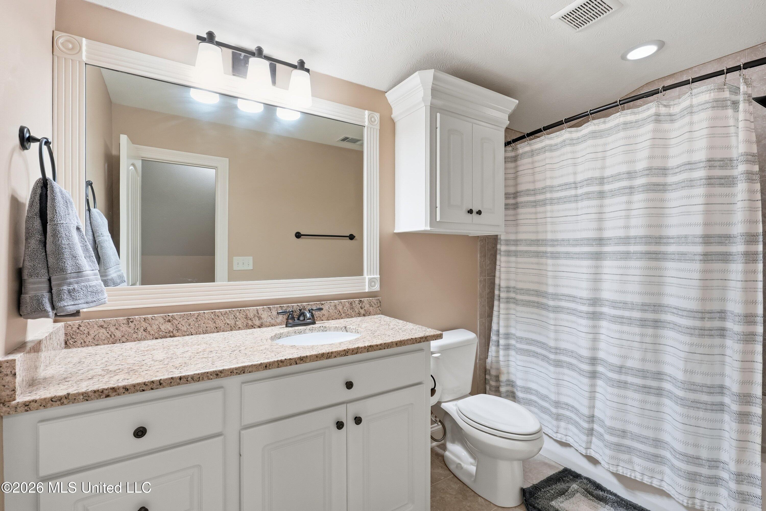 446 Edgewood Crossing Brandon, MS 39042 - Photo 28 of 34 446_Edgewood_Crossing_039