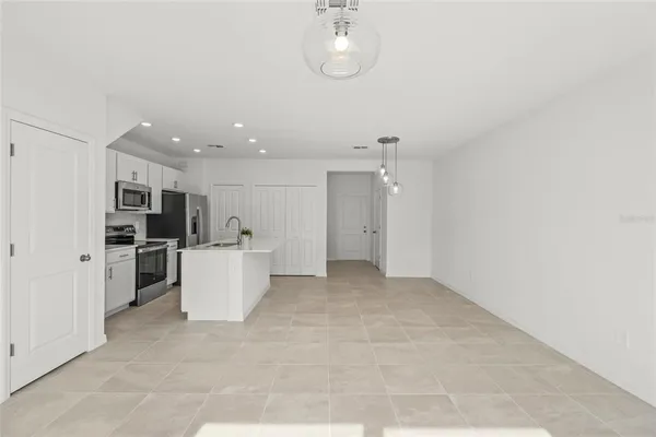 $2,345 | 14126 Lilac Sky Terrace, Bradenton, FL 34211