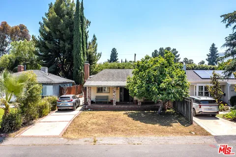 $875,000 | 15144 Morrison Street, Sherman Oaks, CA 91403
