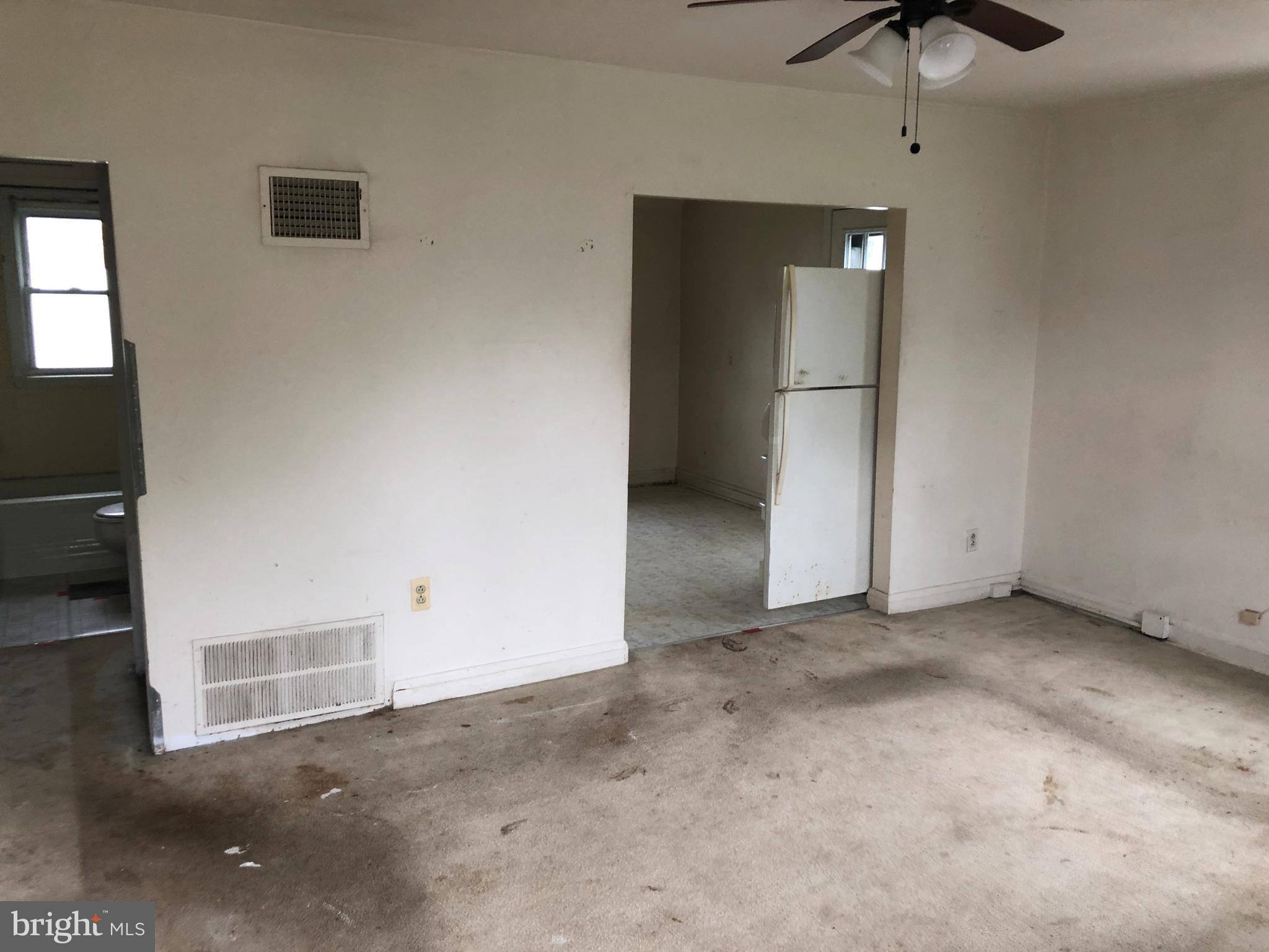 3411 Sollers Point Road Dundalk, MD 21222 - Photo 5 of 16