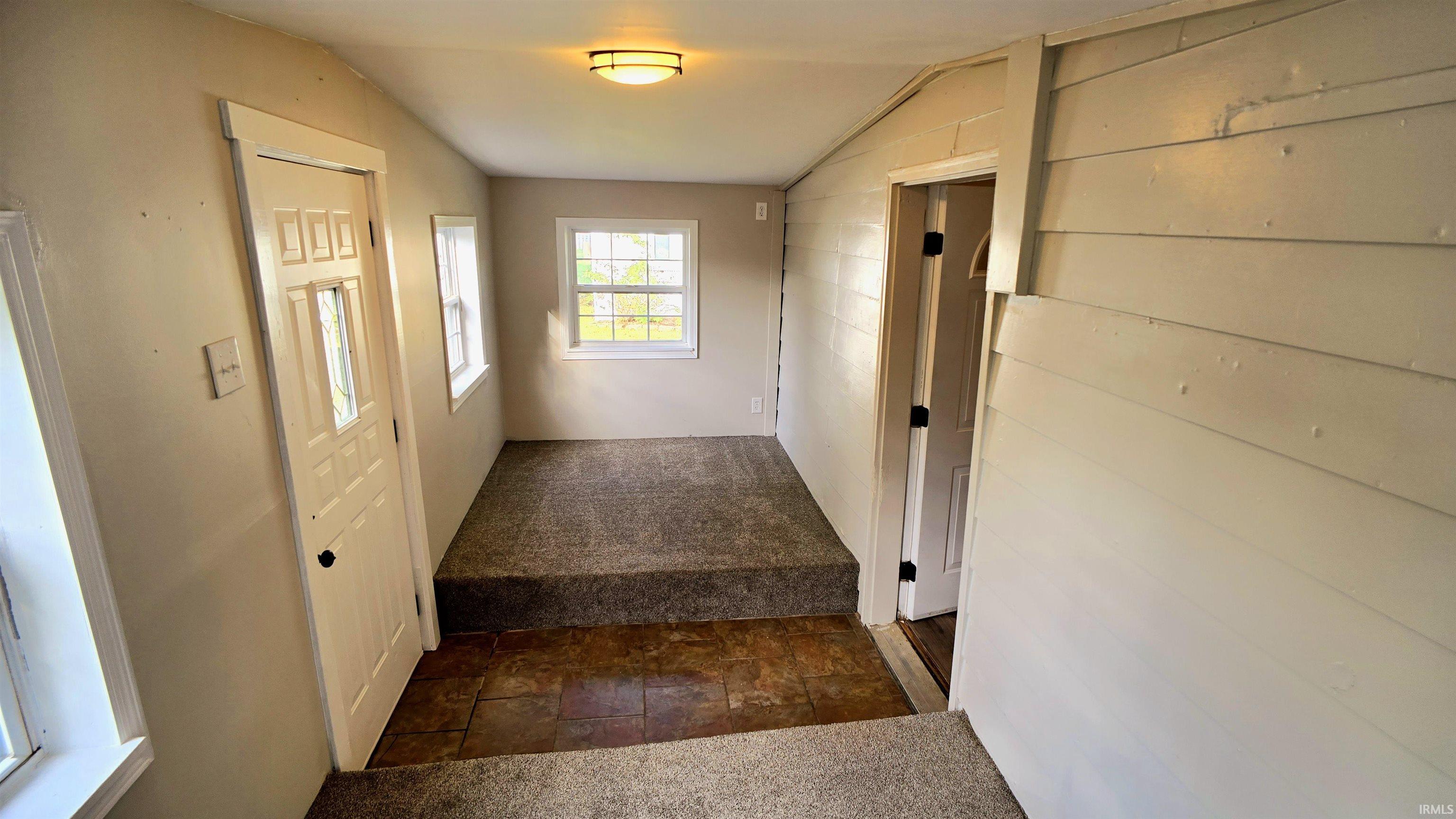 1401 North Quarry Road Marion, IN 46952 - Photo 19 of 34 Gallery Image 19