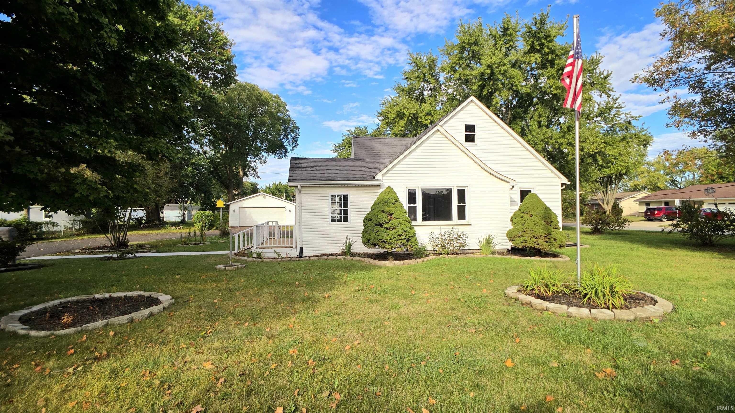 1401 North Quarry Road Marion, IN 46952 - Photo 3 of 34 Gallery Image 3