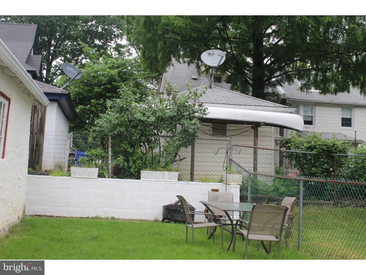 635 Arbor Road Cheltenham, PA 19012 - Photo 22 of 24 View in Back