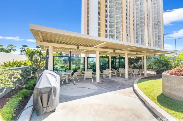 $5,600 | 1330 Ala Moana Boulevard, Unit 3306, Honolulu, HI 96814