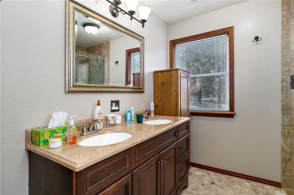 2055 East 335th Road Half Way, MO 65663 - Photo 20 of 99 Gallery Image 20