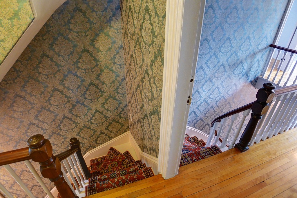 16 Williams Street Salem, MA 01970 - Photo 15 of 30