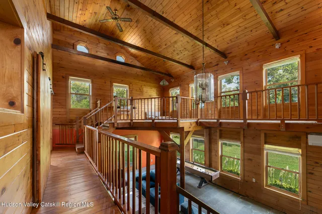 a view of an entryway