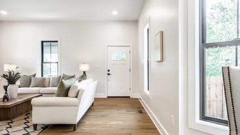 $550,000 | 3868 North Park Avenue, Indianapolis, IN 46205