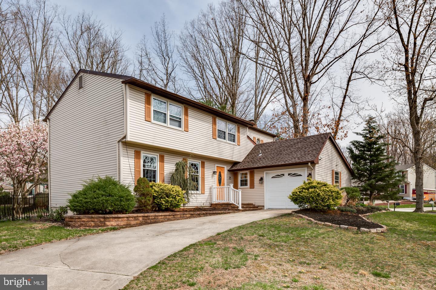 57 Country Club Road Turnersville, NJ 08012 - Photo 2 of 27