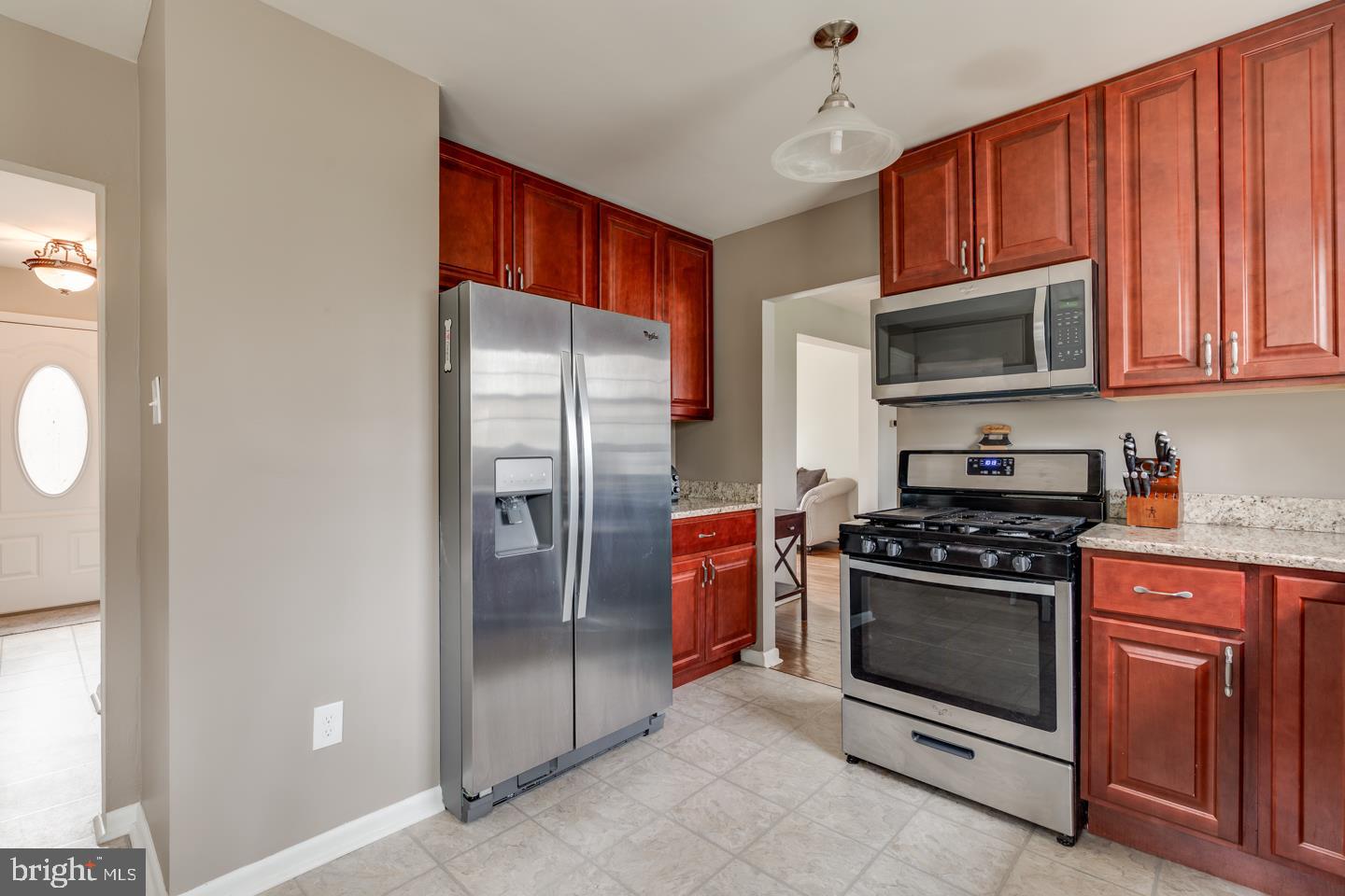 57 Country Club Road Turnersville, NJ 08012 - Photo 11 of 27
