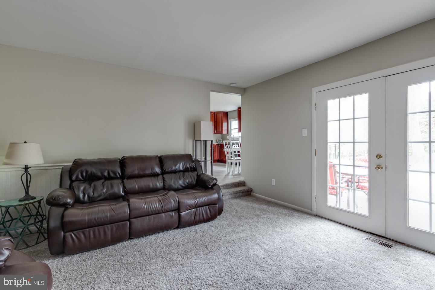 57 Country Club Road Turnersville, NJ 08012 - Photo 13 of 27 family room