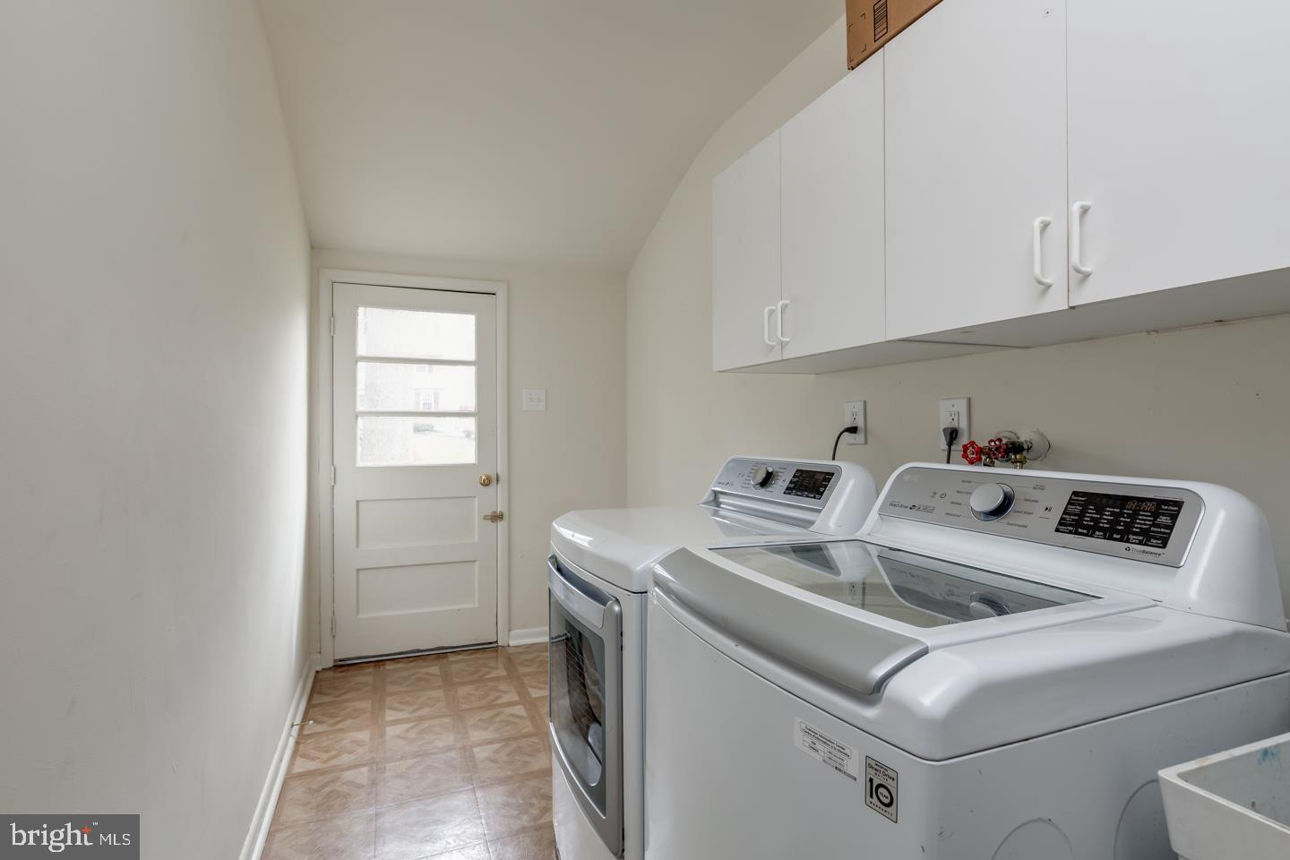 57 Country Club Road Turnersville, NJ 08012 - Photo 16 of 27 main floor laundry