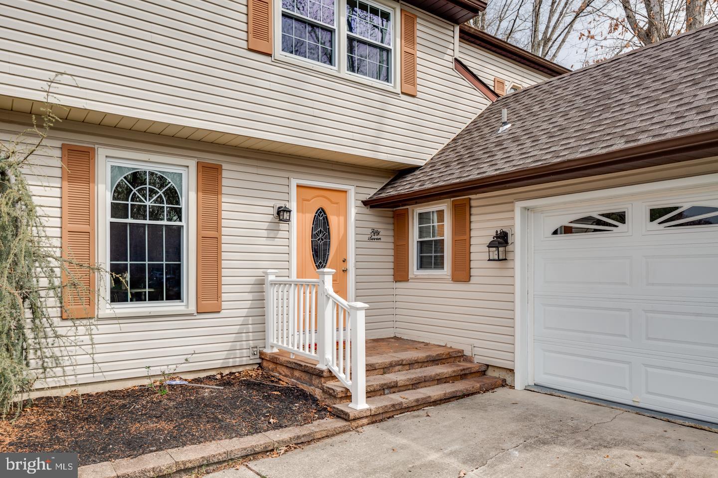 57 Country Club Road Turnersville, NJ 08012 - Photo 3 of 27