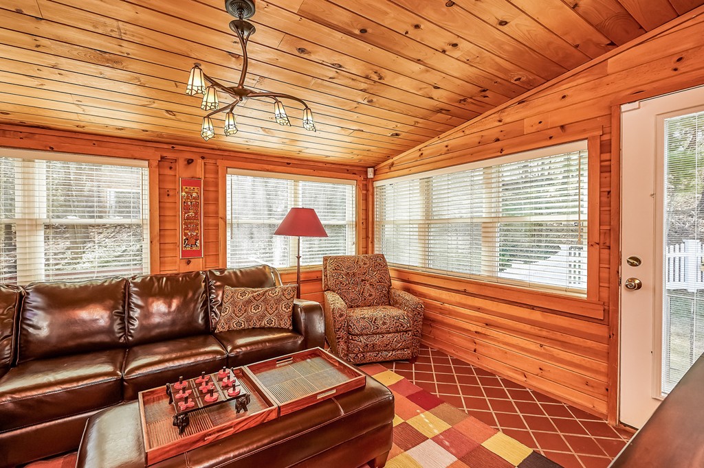 30 Lyndon Road Sharon, MA 02067 - Photo 11 of 27 Gallery Image 11