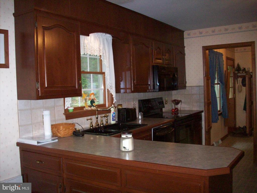 322 House Rock Road Pequea, PA 17565 - Photo 7 of 22 Gallery Image 7