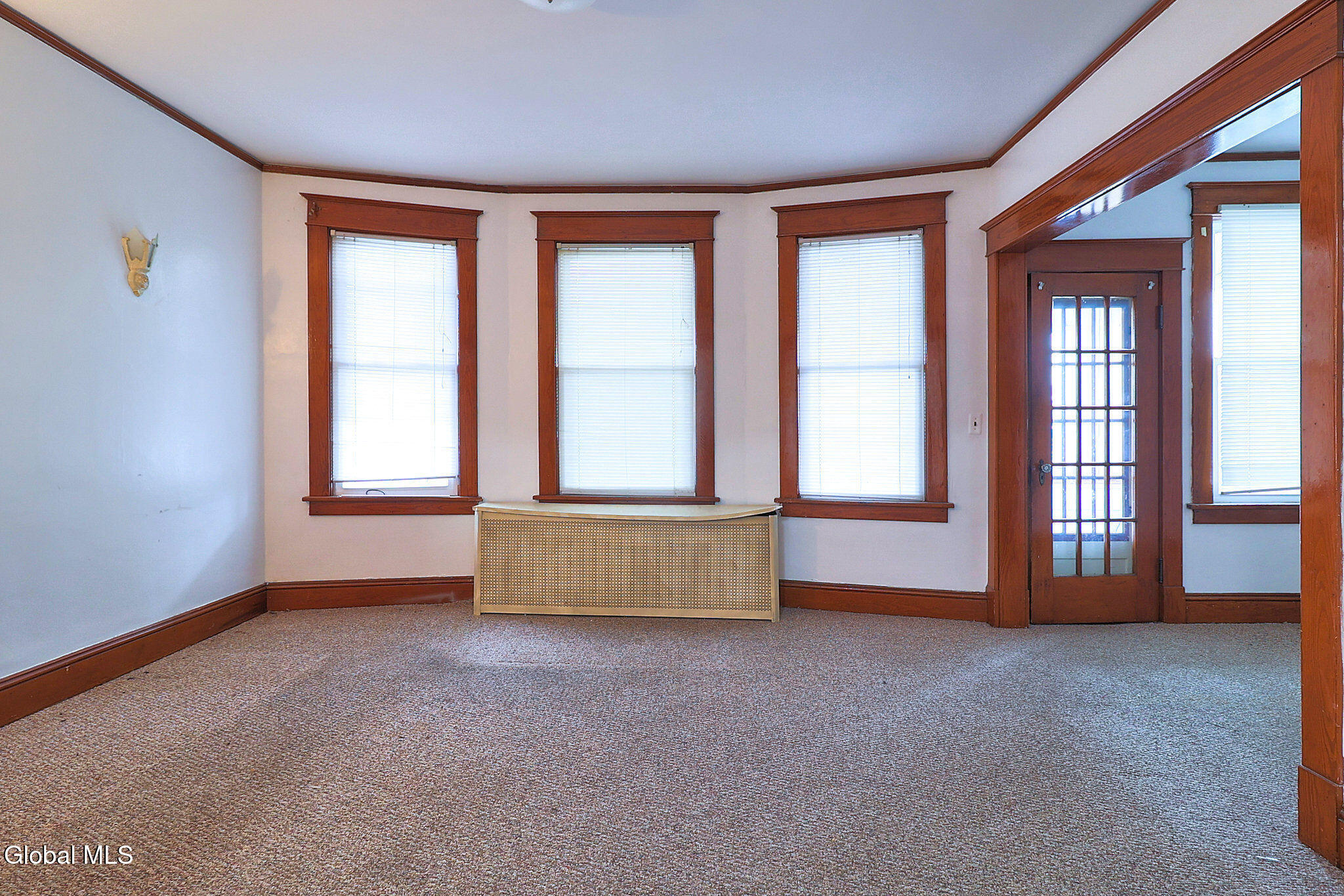 669 Washington Avenue Albany, NY 12206 - Photo 15 of 37 669WashingtonAve-007