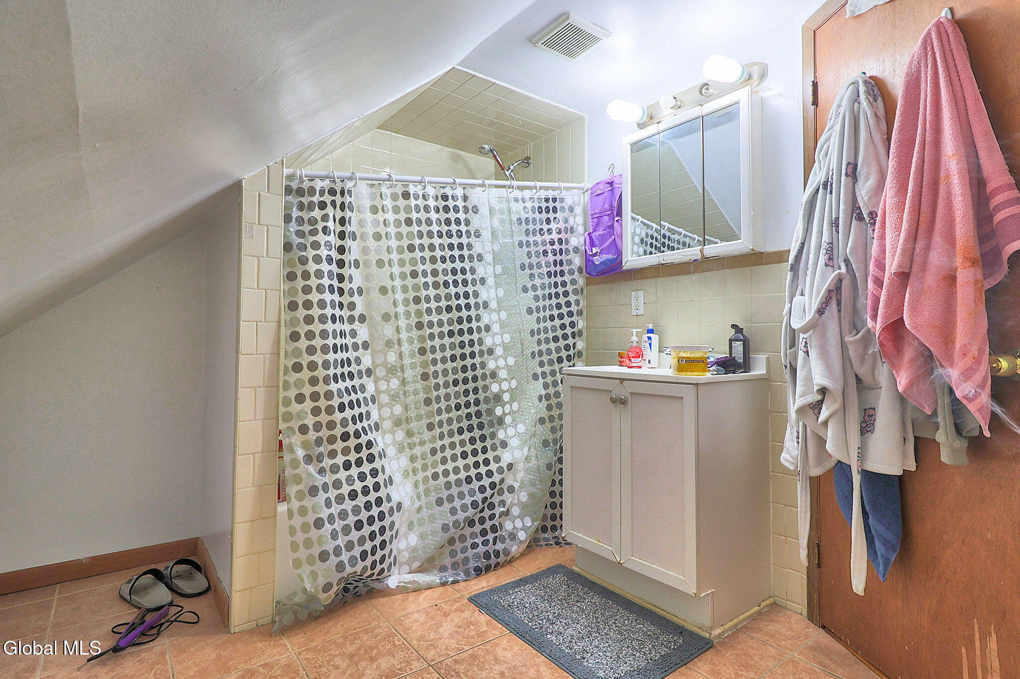 669 Washington Avenue Albany, NY 12206 - Photo 36 of 37 669WashingtonAve-022