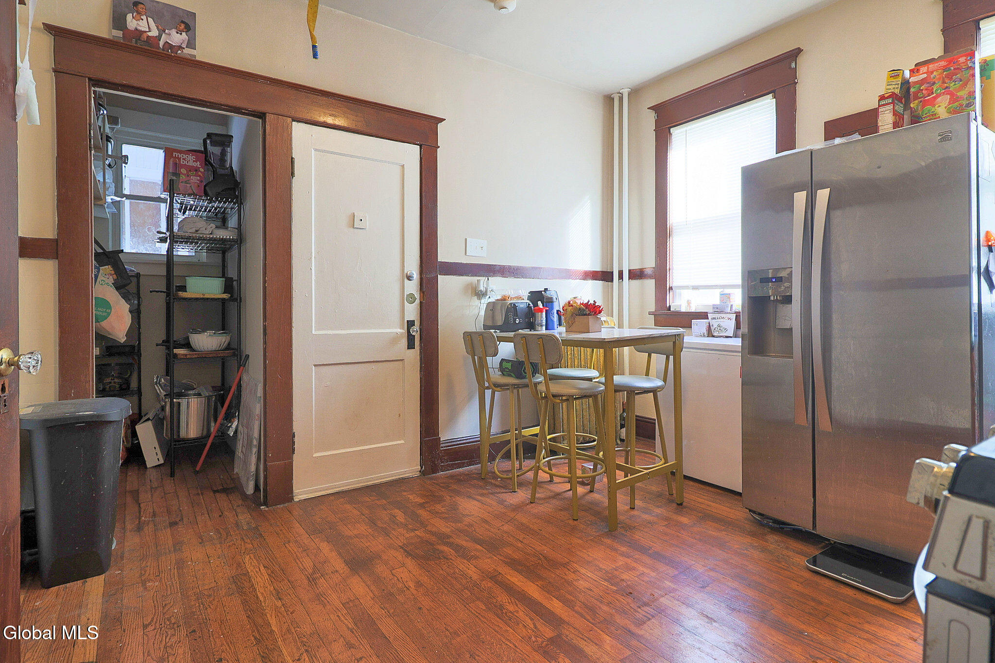 669 Washington Avenue Albany, NY 12206 - Photo 7 of 37 669WashingtonAve-013