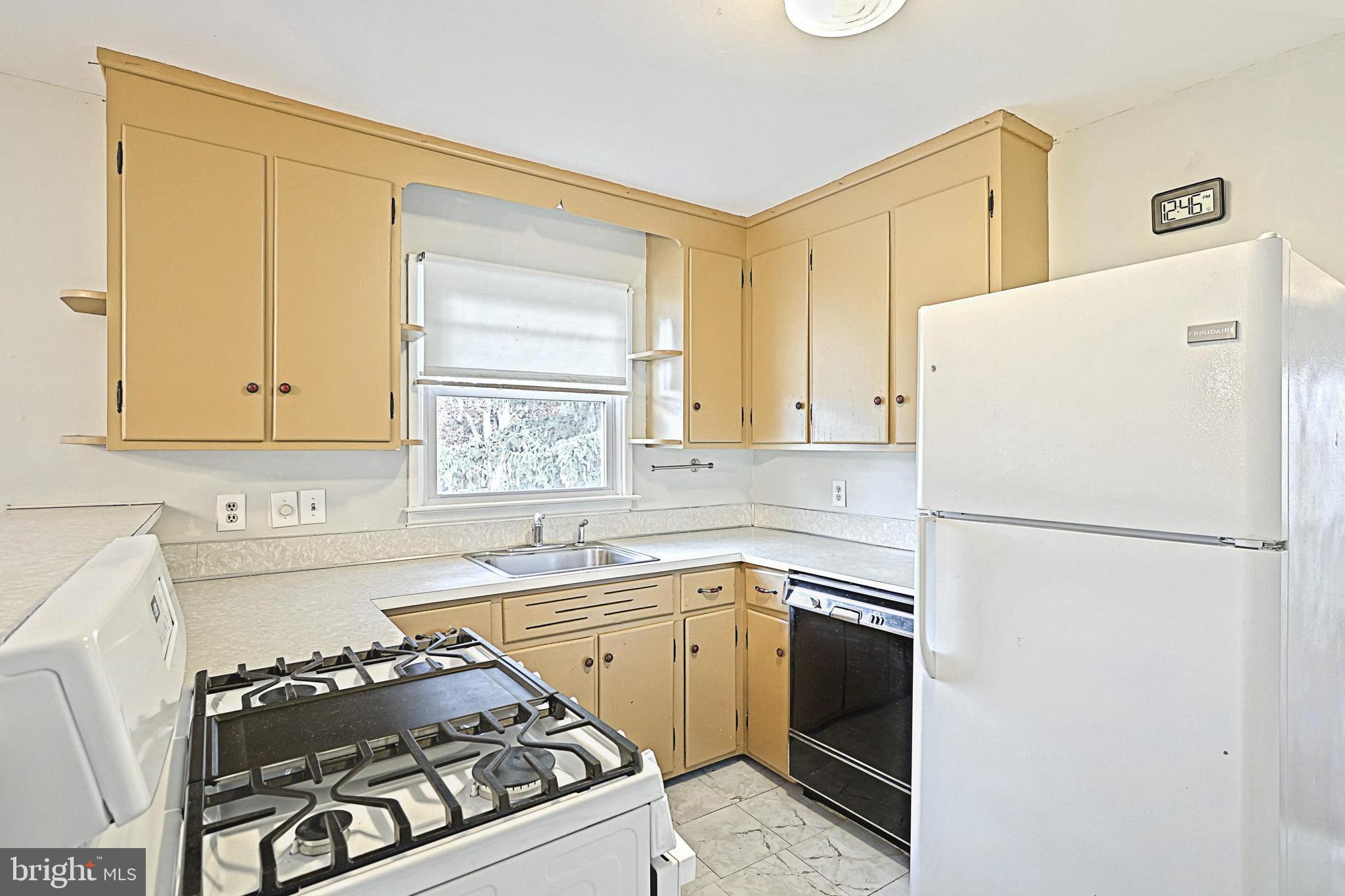 123 Homeland Road York, PA 17403 - Photo 22 of 34