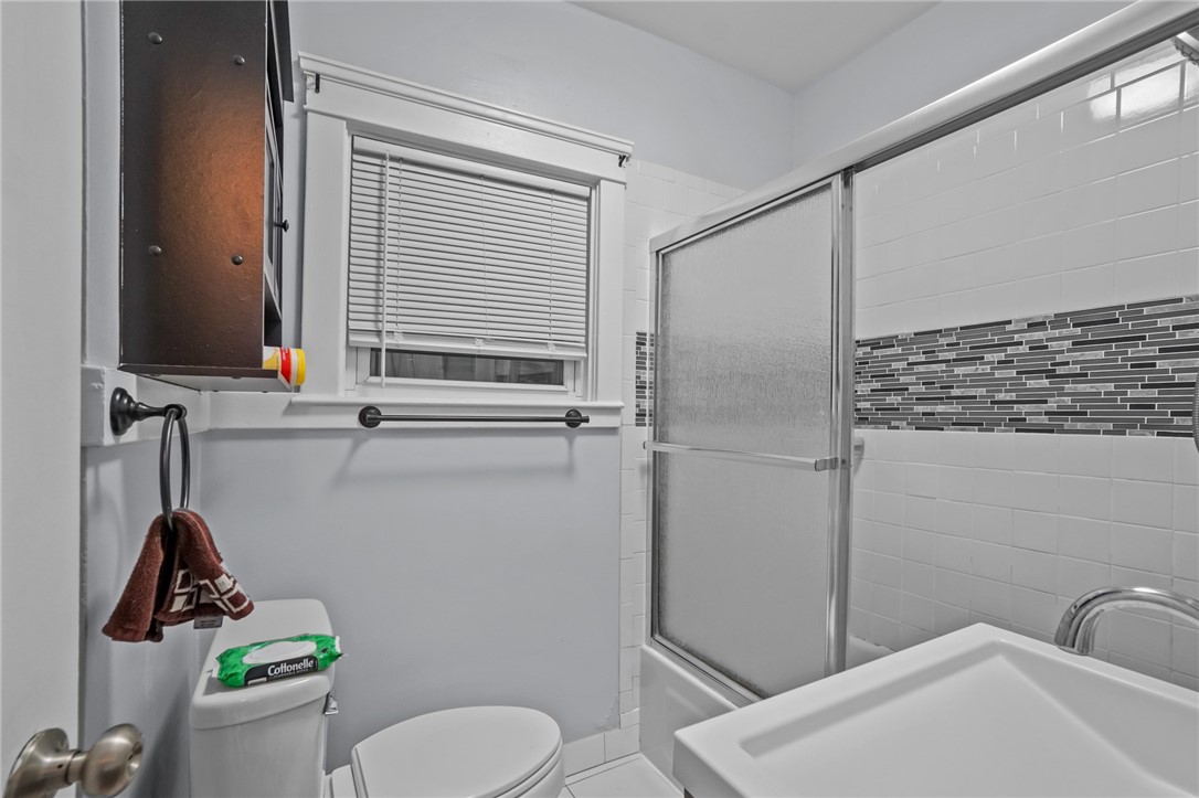 49 Central Street Central Falls, RI 02863 - Photo 27 of 32