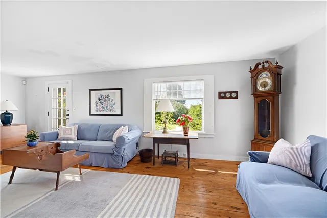 $3,575,000 | 8 Lincoln Avenue, Little Compton, RI 02837