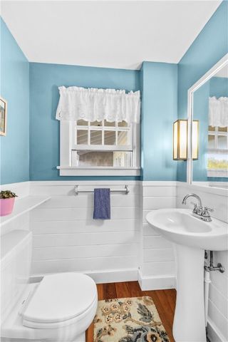 $3,575,000 | 8 Lincoln Avenue, Little Compton, RI 02837