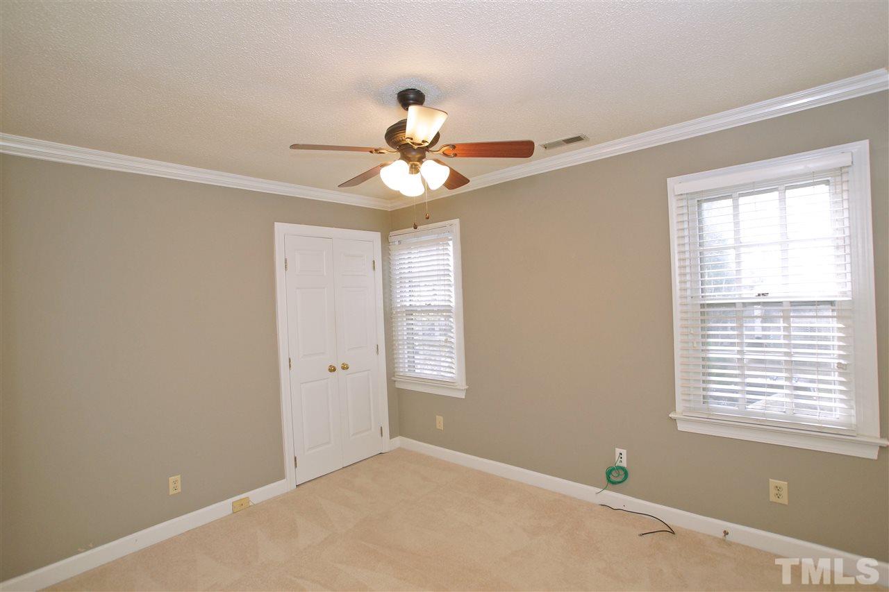 7105 Glendower Road Raleigh, NC 27613 - Photo 15 of 23