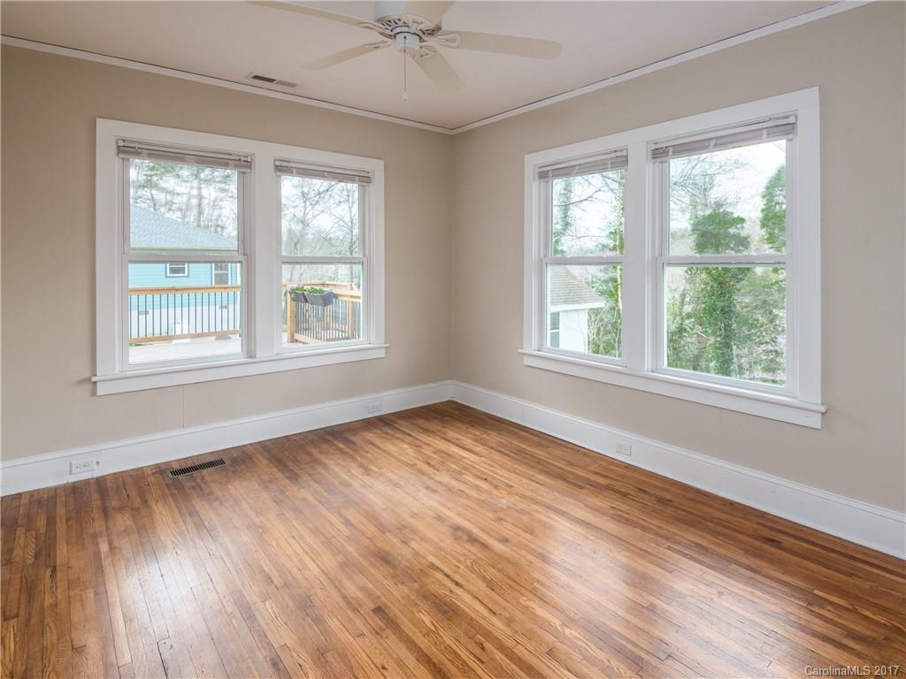 27 Mountain View Road Asheville, NC 28805 - Photo 12 of 24 Gallery Image 12
