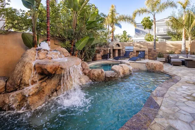 $5,400,000 | 112 La Veta Avenue, Encinitas, CA 92024