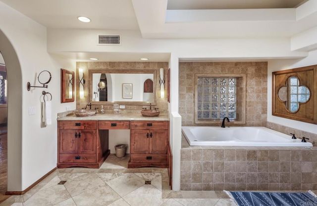 $5,400,000 | 112 La Veta Avenue, Encinitas, CA 92024