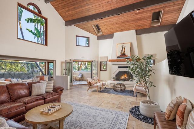 $5,400,000 | 112 La Veta Avenue, Encinitas, CA 92024