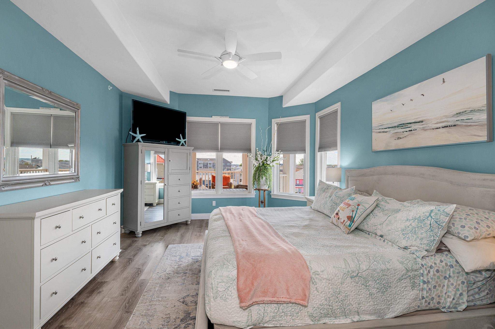 22 K Street, Unit 301 Hampton, NH 03842 - Photo 15 of 50 Gallery Image 15