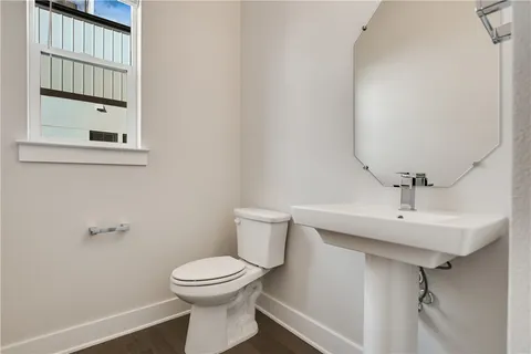 $899,000 | 3905 Vantage Drive, Austin, TX 78731